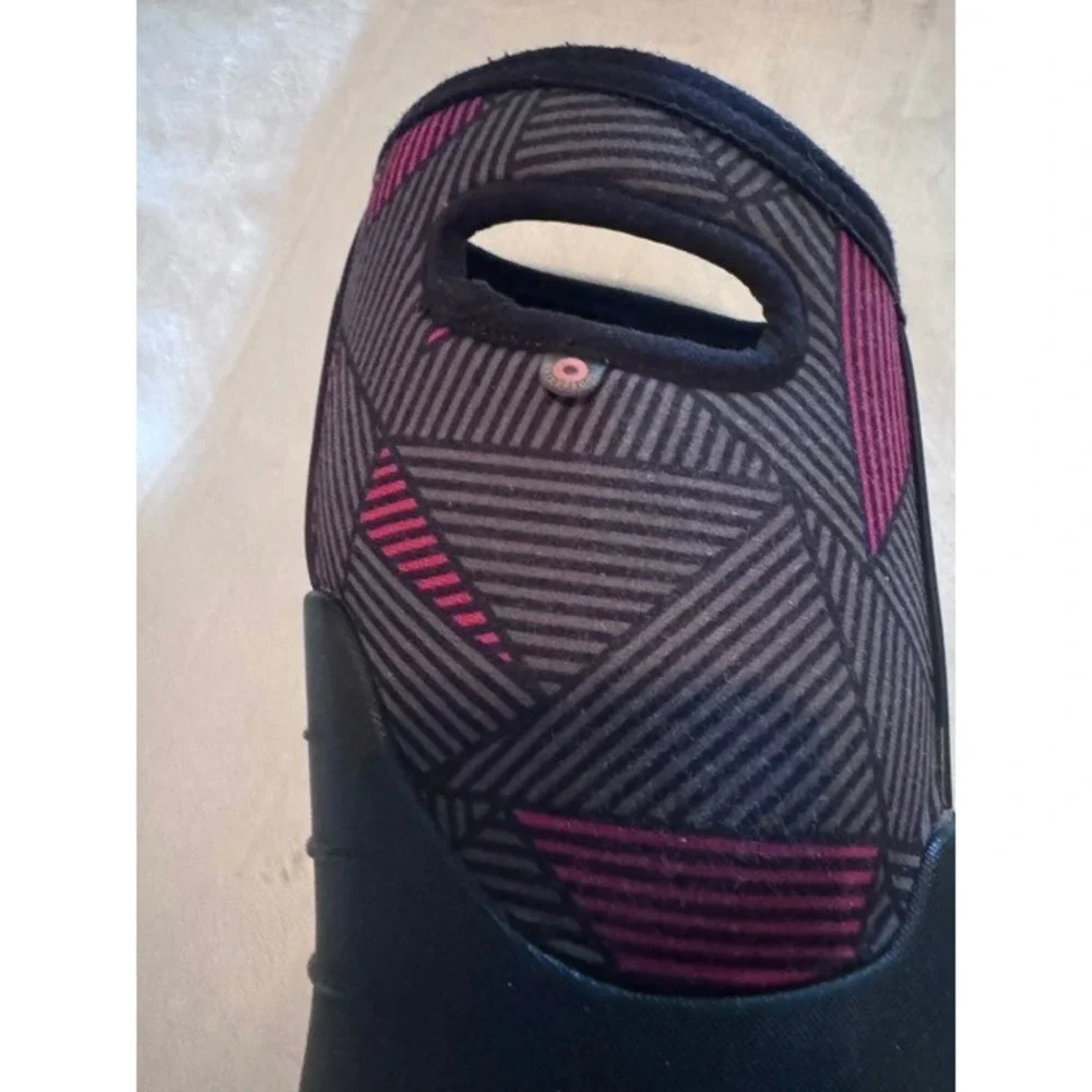 Bogs Kids Neo-Classic Geo Waterproof Insulated Winter Boots Black Pink Size 13